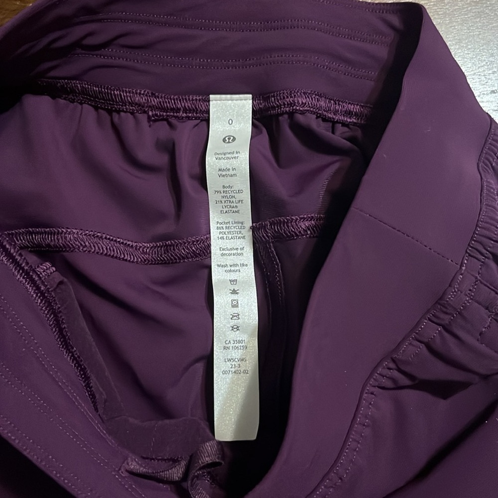 Lululemon Adapted State High-Rise Jogger *Full Length
Dramatic Magenta - Picture 10 of 10